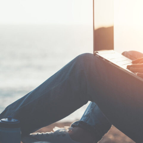 6 Ways to Protect Yourself Online While Traveling